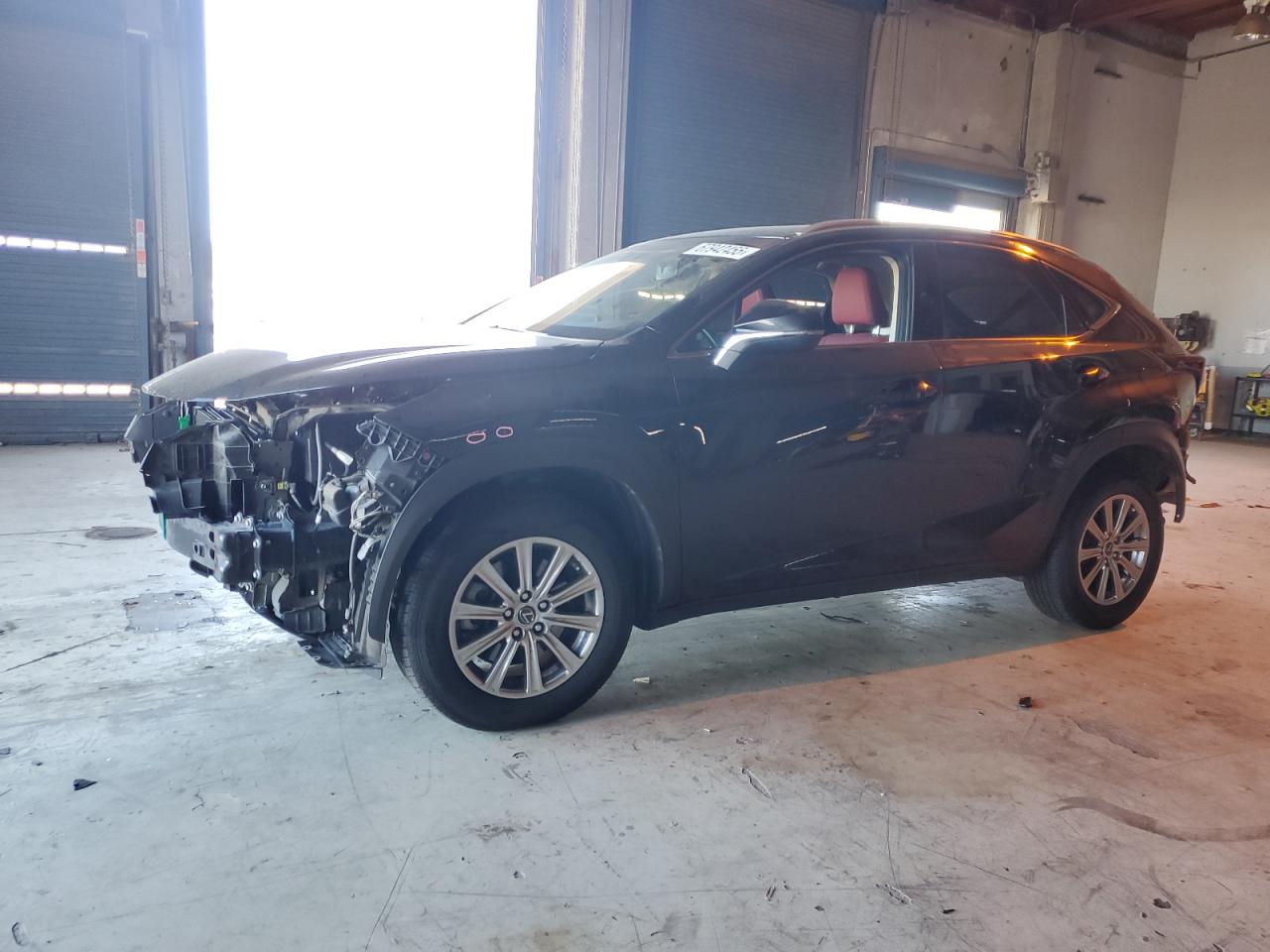 LEXUS NX 300 BASE