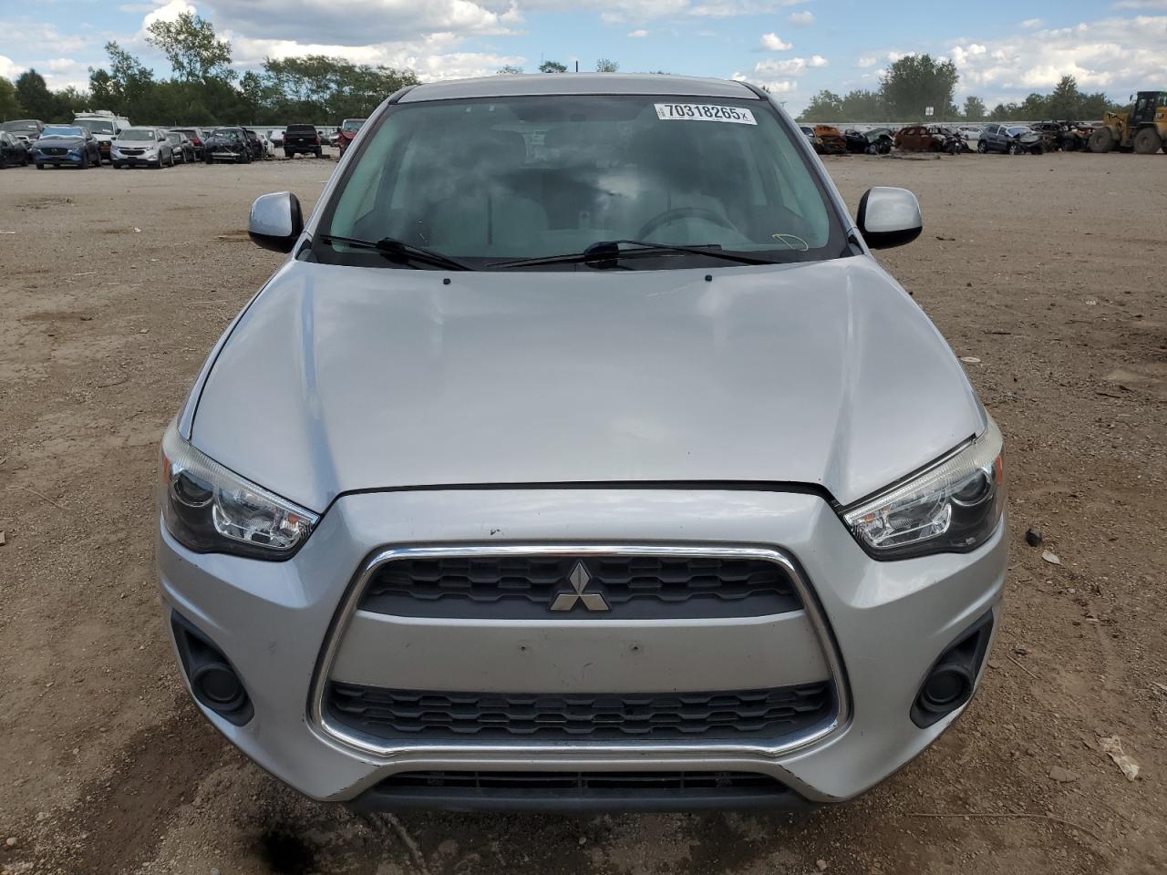MITSUBISHI OUTLANDER ES