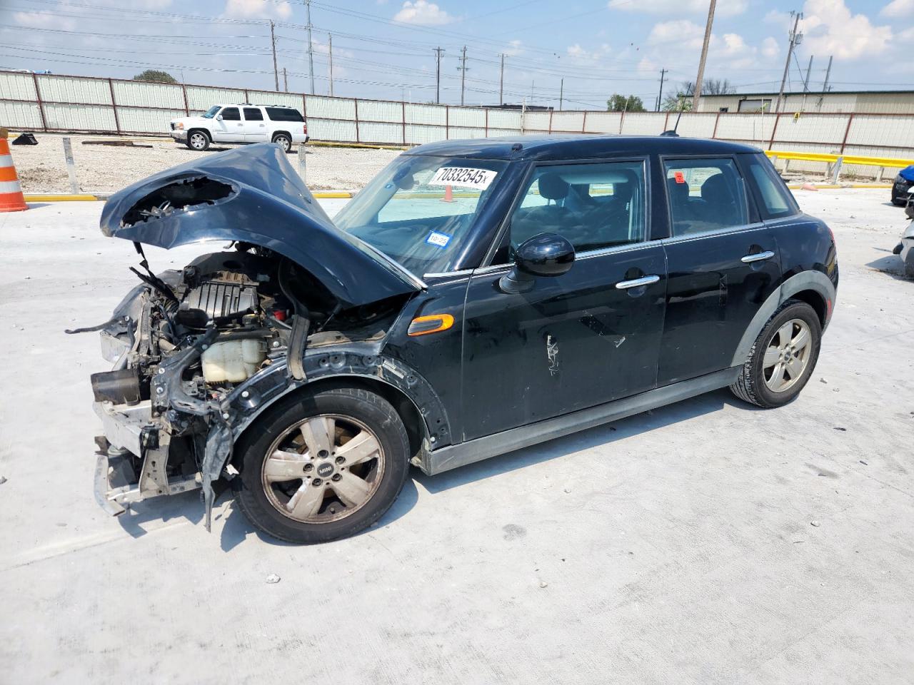 Vehicle photo