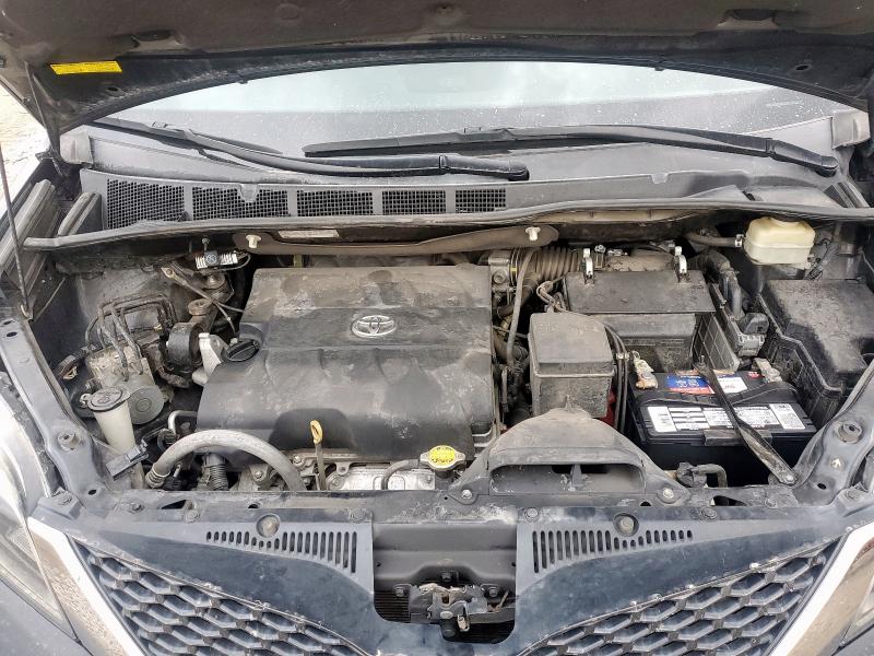 2016 TOYOTA SIENNA SE - 5TDXK3DC1GS757995