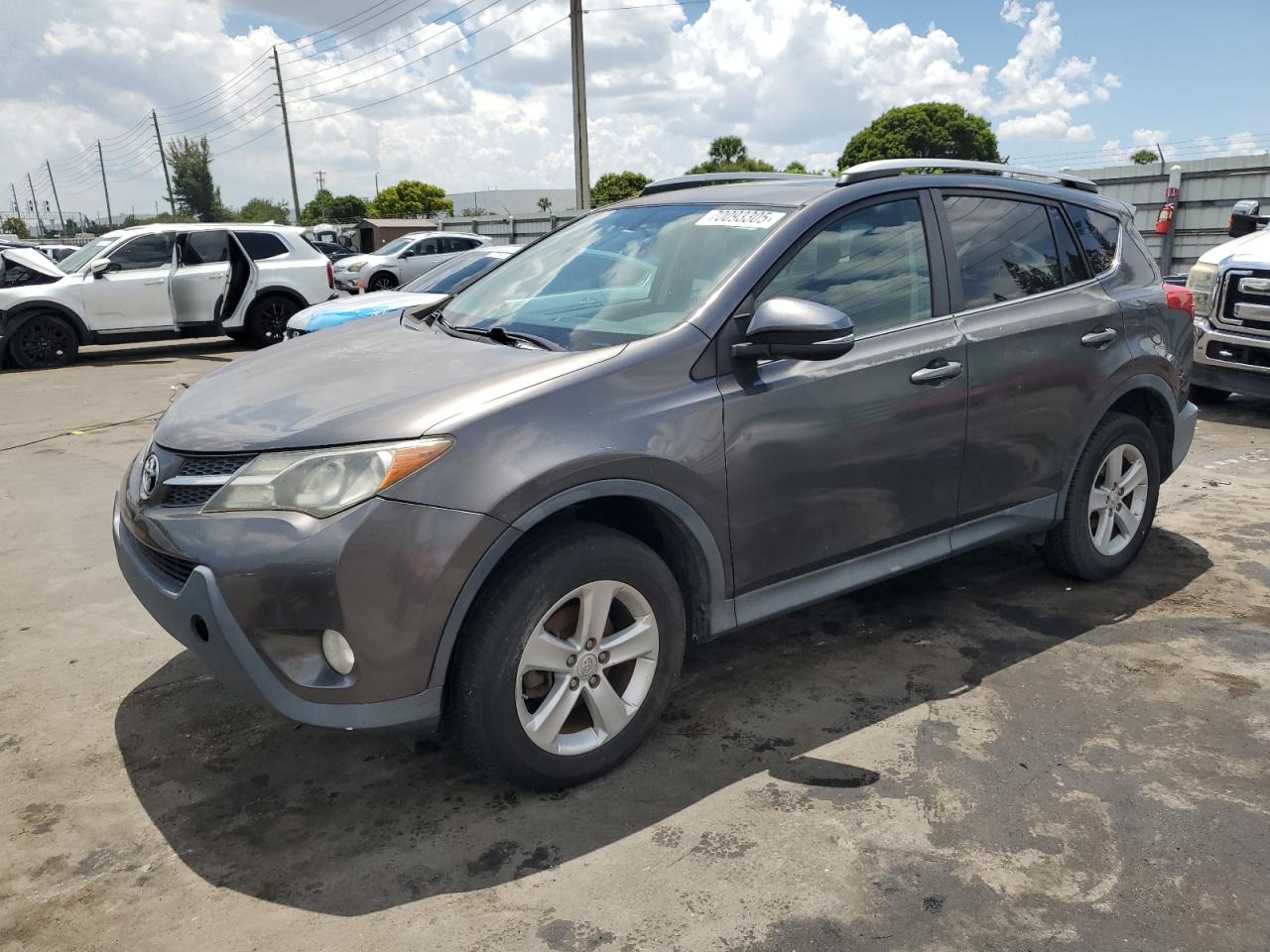 TOYOTA RAV4 XLE