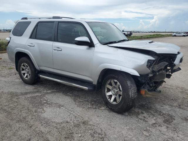 2015 TOYOTA 4RUNNER SR JTEBU5JR0F5247971