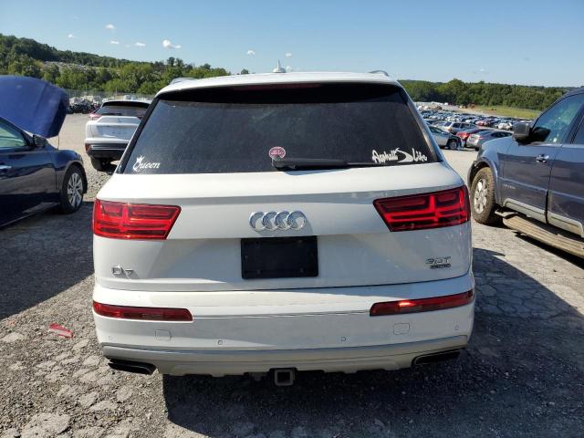 2017 AUDI Q7 PREMIUM WA1LAAF7XHD033090