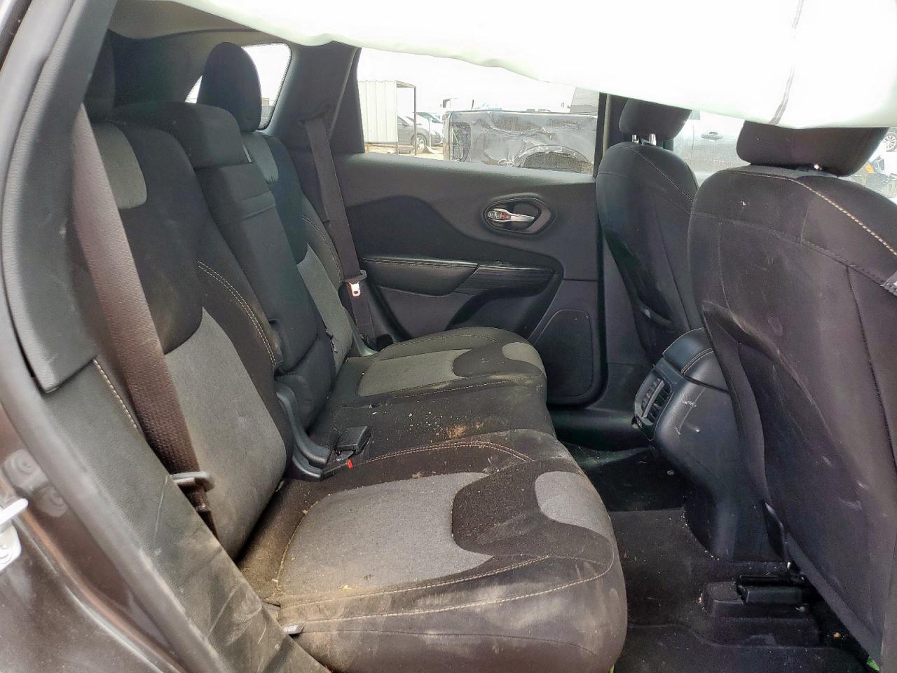 JEEP GRAND CHEROKEE SPORT