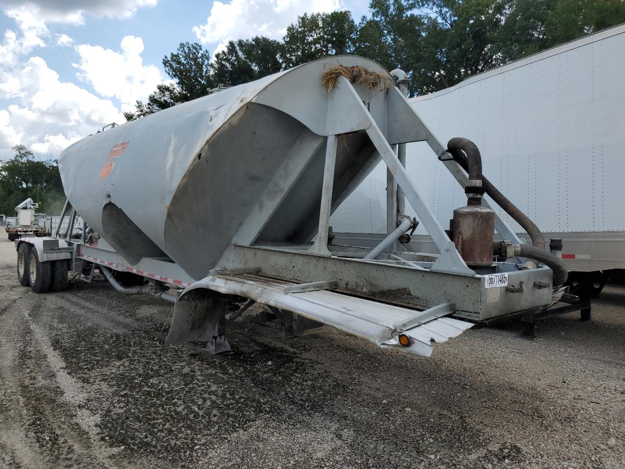 Lot #3269783758 2013 TRA UNKNOWN