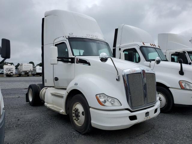 KENWORTH T680 2015 white tractor diesel 1XKYA48X3FJ403499 photo #1