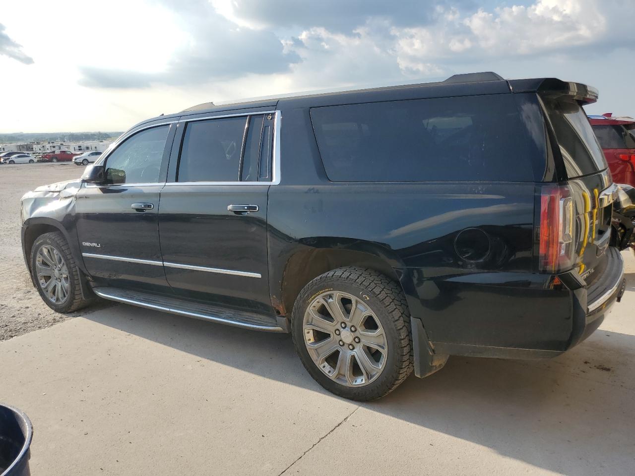 GMC YUKON DENALI