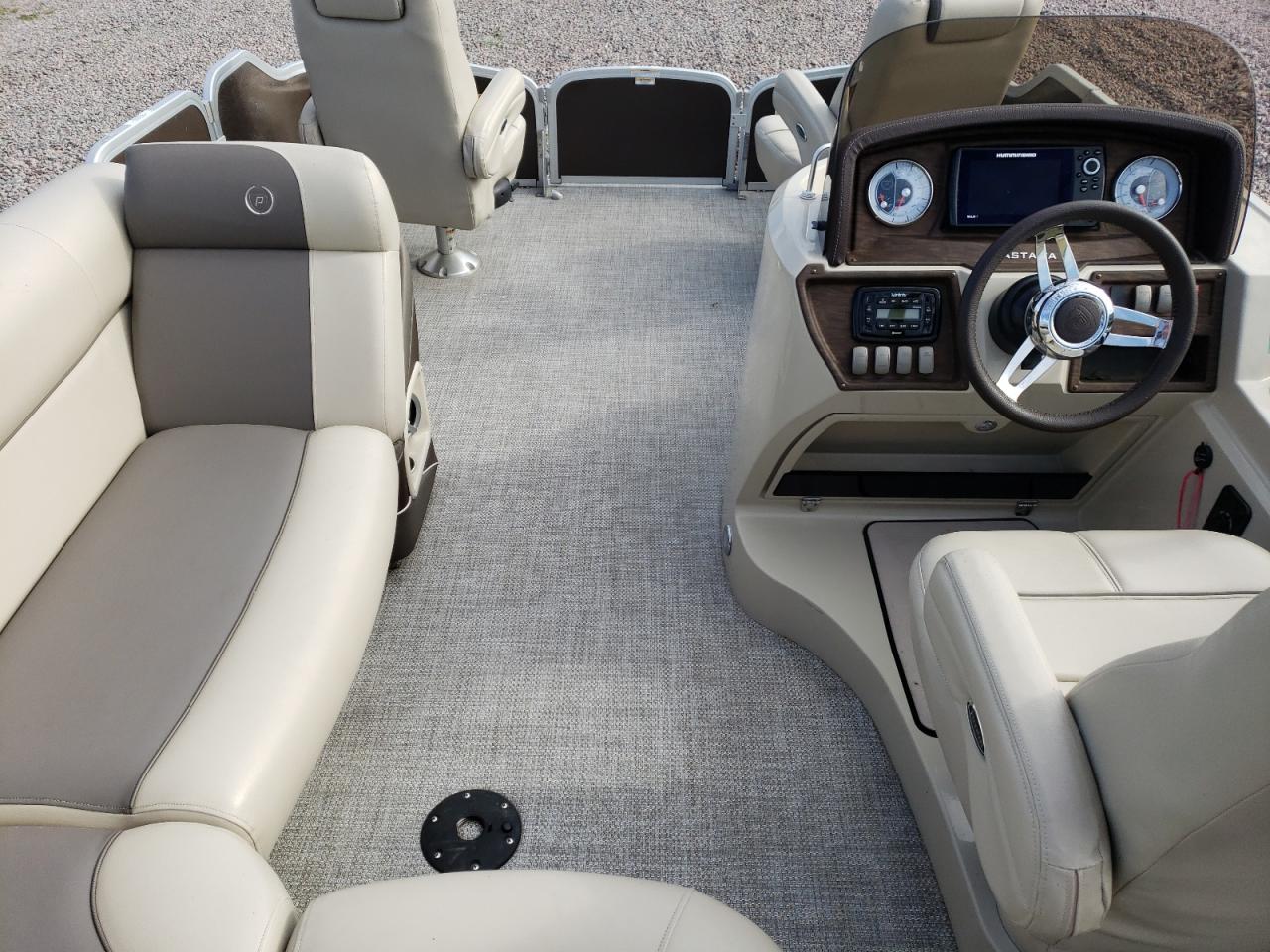 Lot #3227244902 2016 PREMIER 220 CASTAWAY