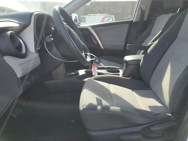 2015 TOYOTA RAV4 LE JTMZFREV7FD068375