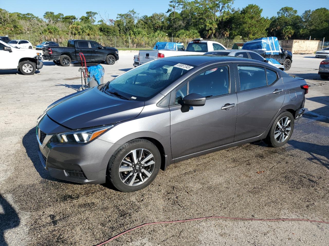 NISSAN VERSA SV