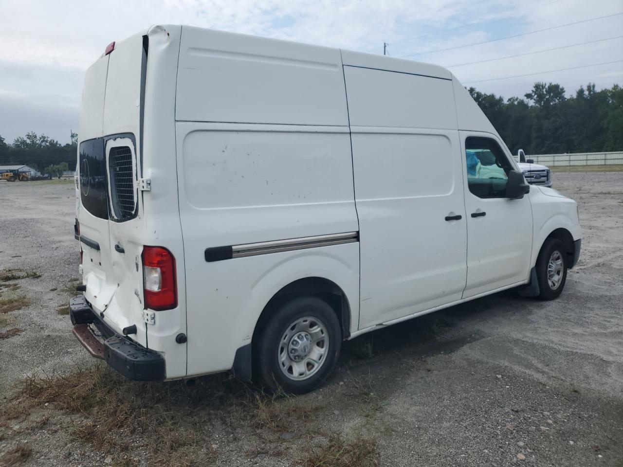 NISSAN NV2500 2500 S