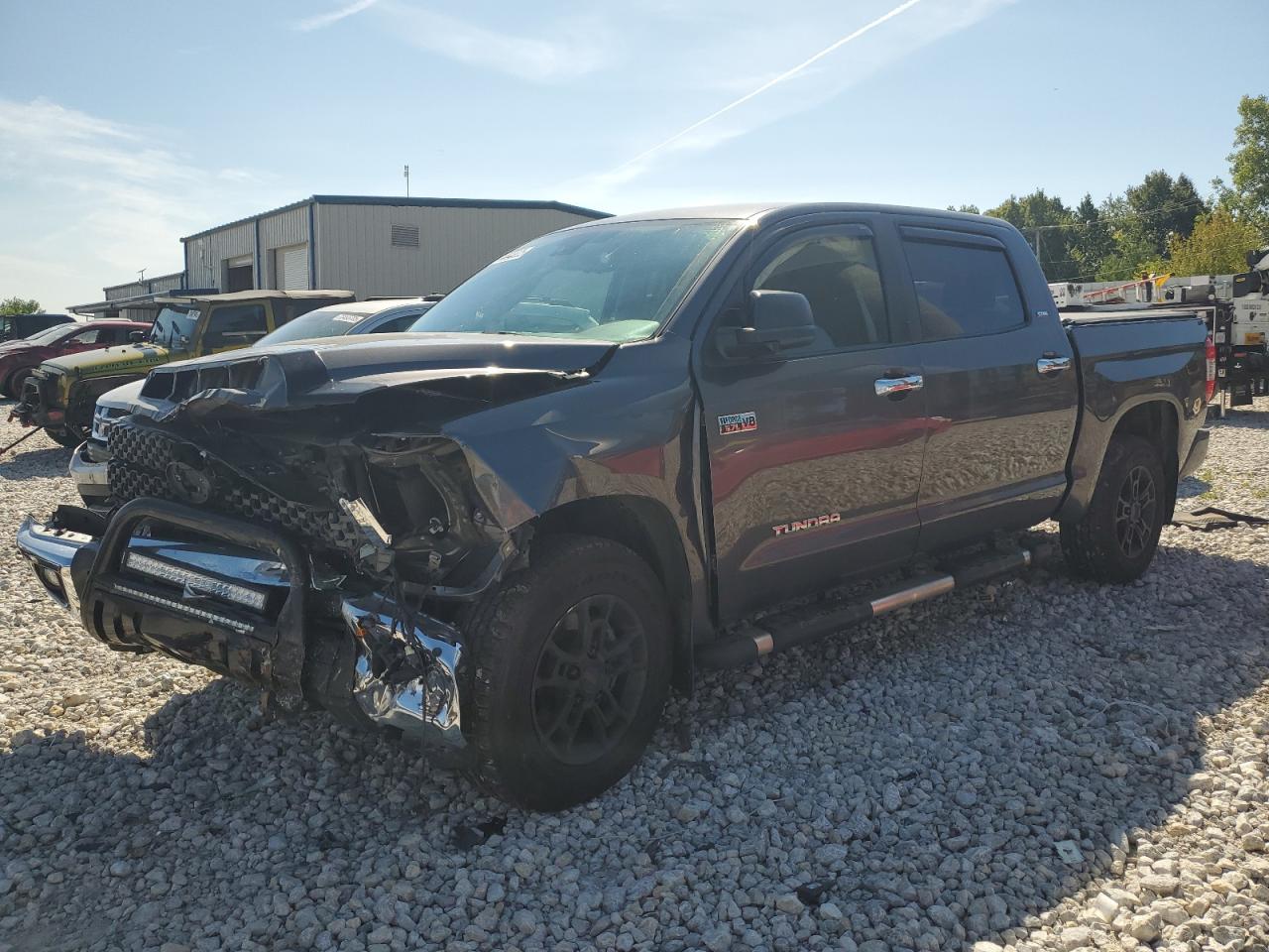TOYOTA TUNDRA CREWMAX SR5
