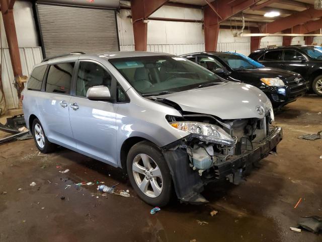 2016 TOYOTA SIENNA LE 5TDKK3DC6GS740944