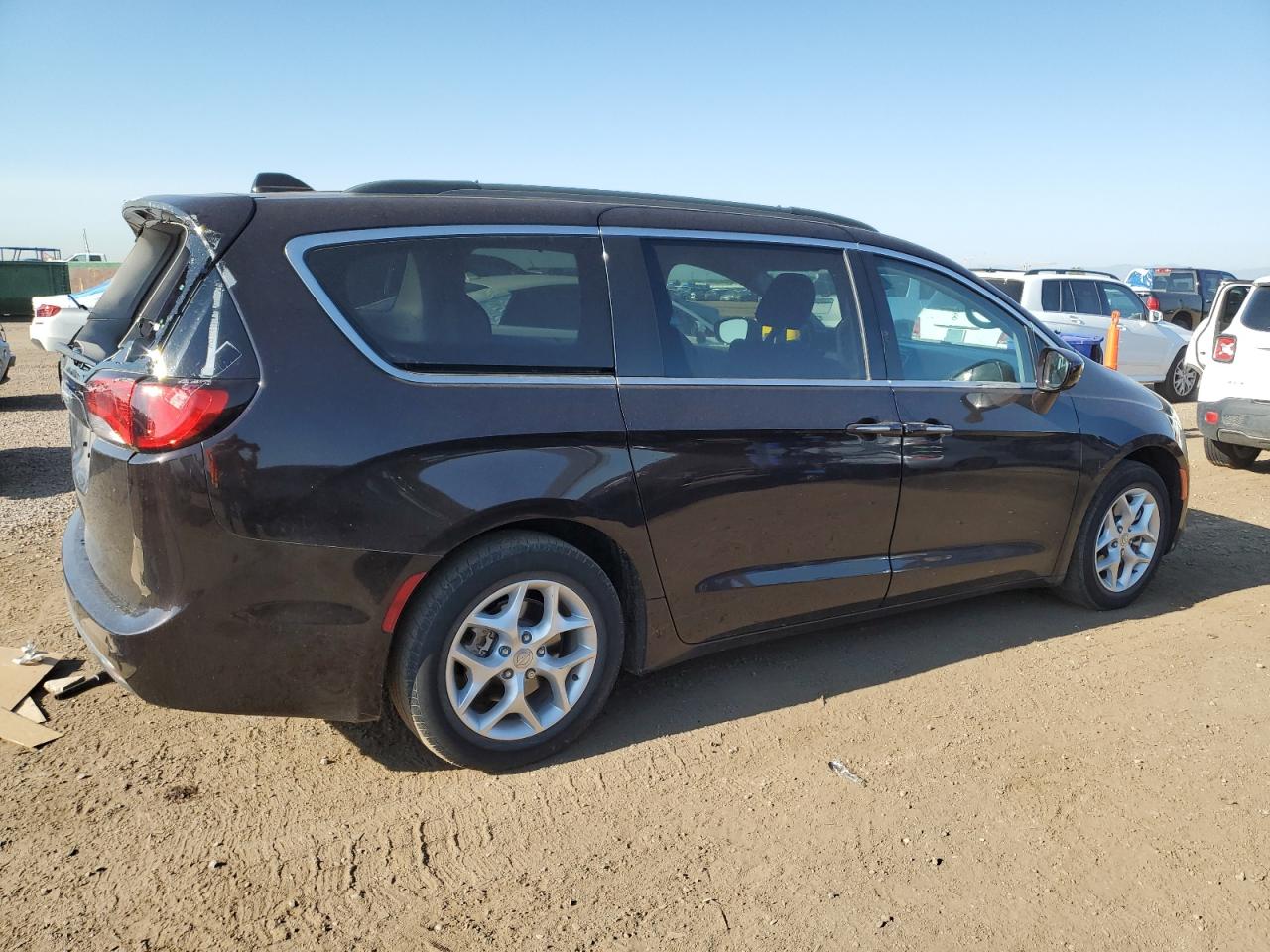 CHRYSLER PACIFICA TOURING PLUS
