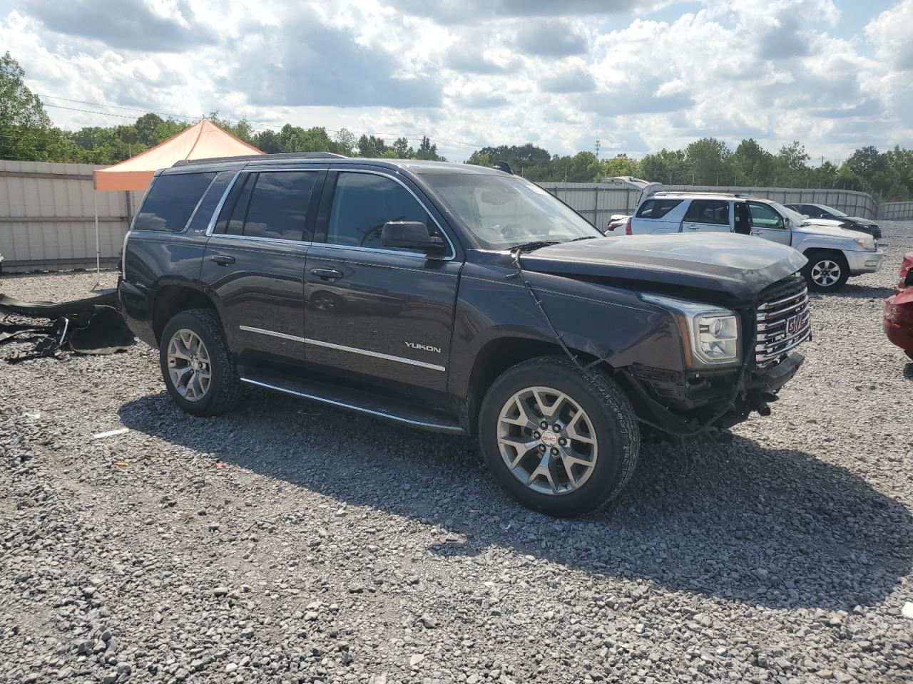 GMC YUKON SLT
