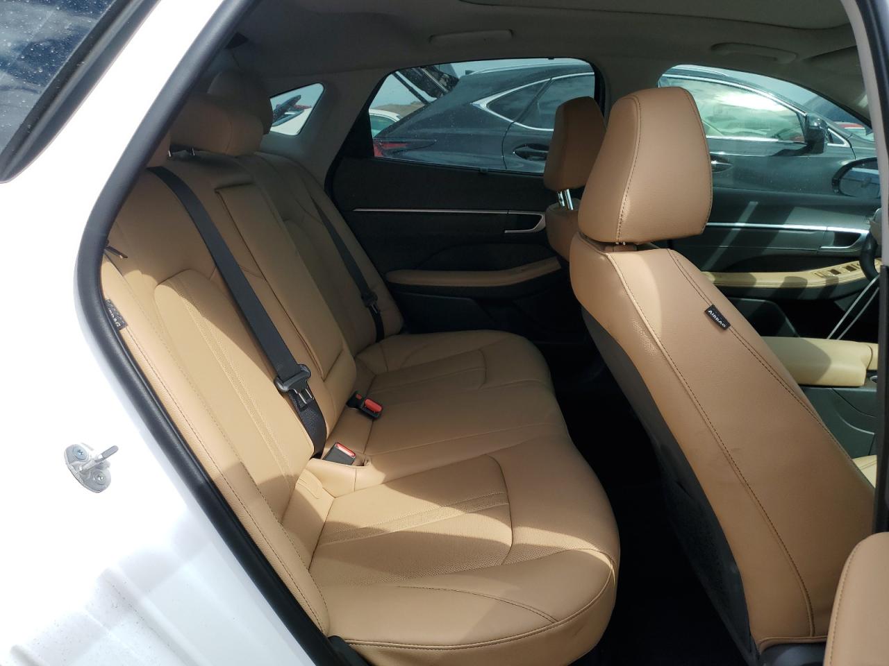 HYUNDAI SONATA HYBRID