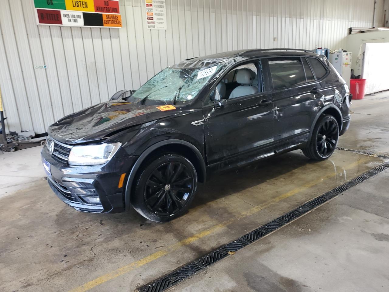 VOLKSWAGEN TIGUAN SE