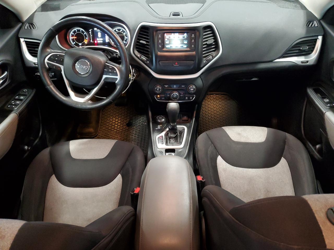 JEEP GRAND CHEROKEE LATITUDE