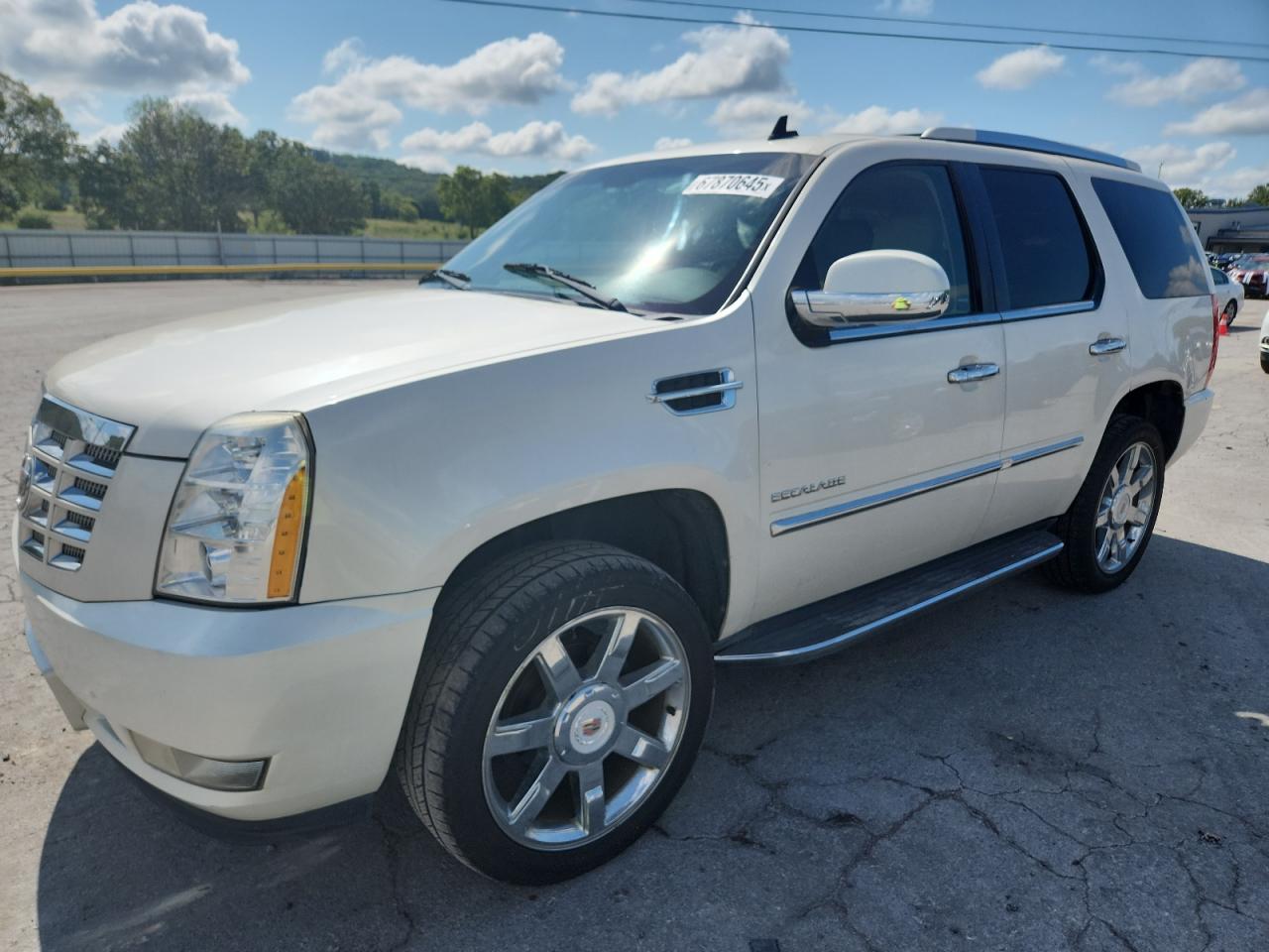 CADILLAC ESCALADE LUXURY
