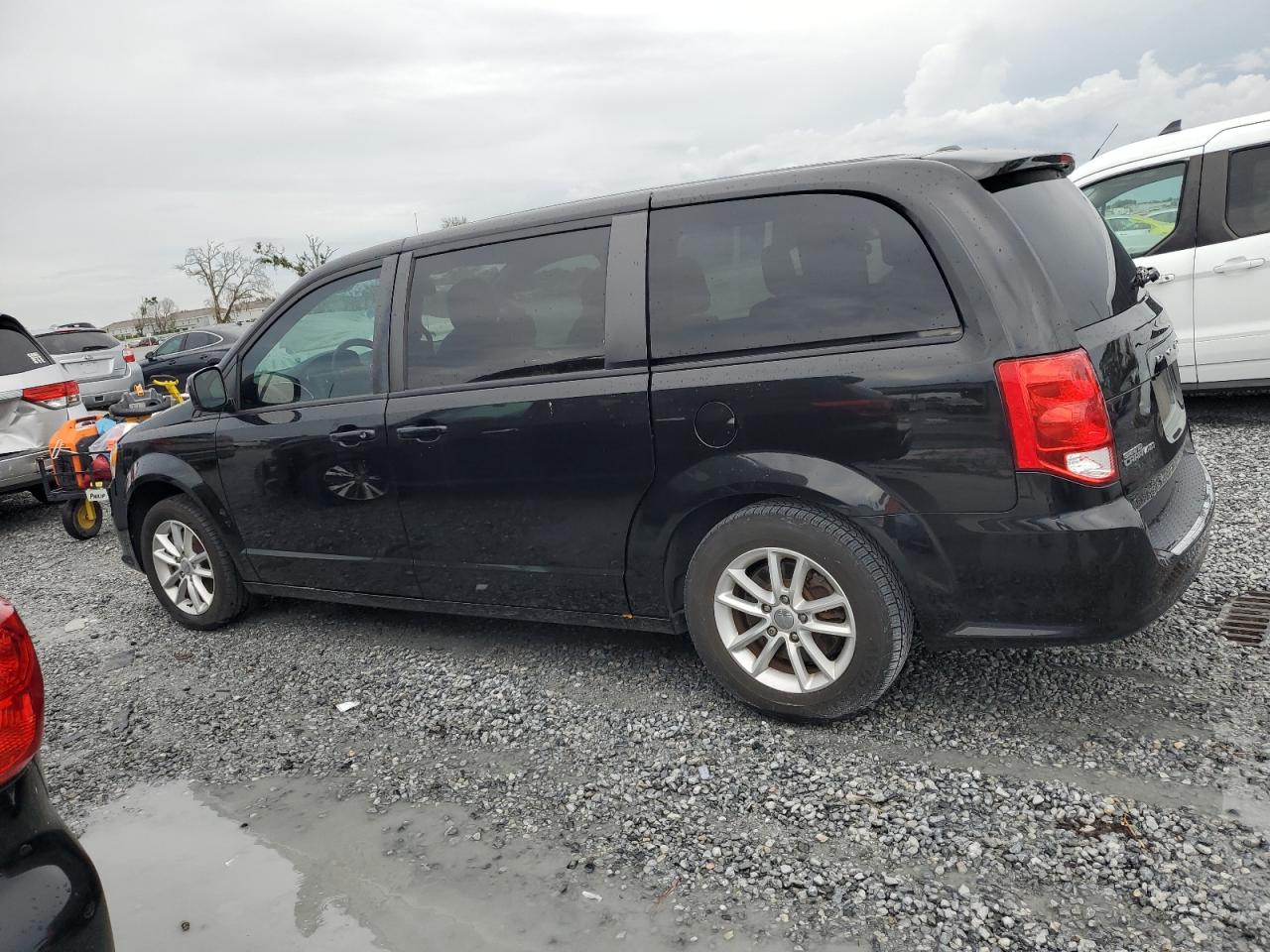 DODGE GRAND CARAVAN SE