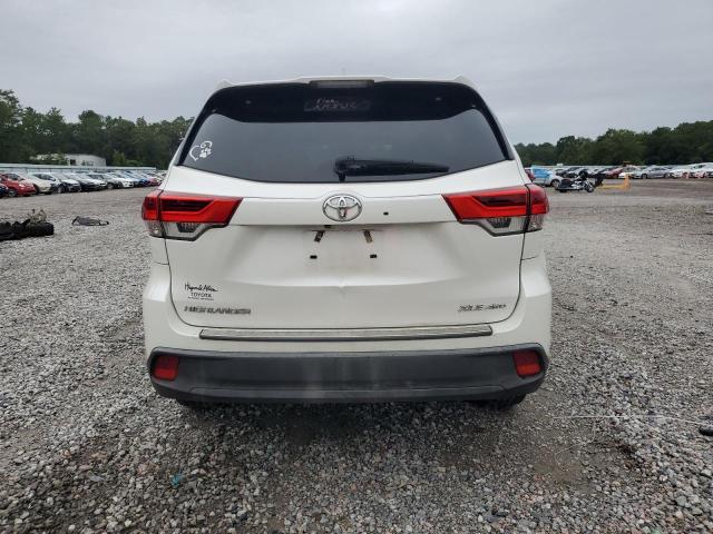 2019 TOYOTA HIGHLANDER 5TDJZRFH8KS595210