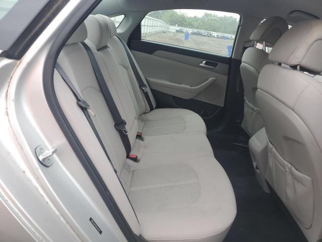 2016 HYUNDAI SONATA SE 5NPE24AF0GH313251