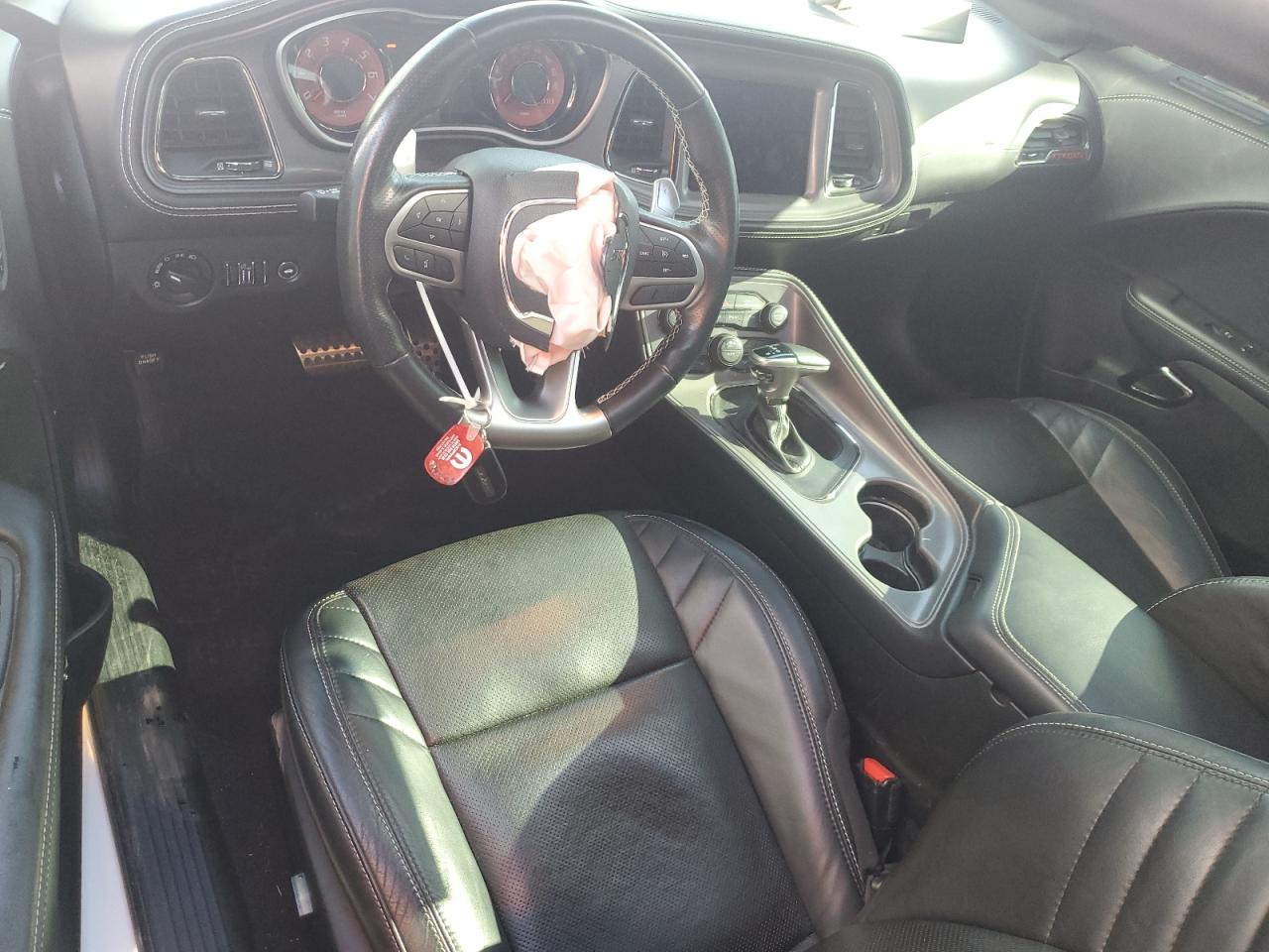 DODGE CHALLENGER SRT HELLCAT