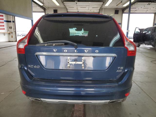 2015 VOLVO XC60 T5 PR YV4612RK4F2746632