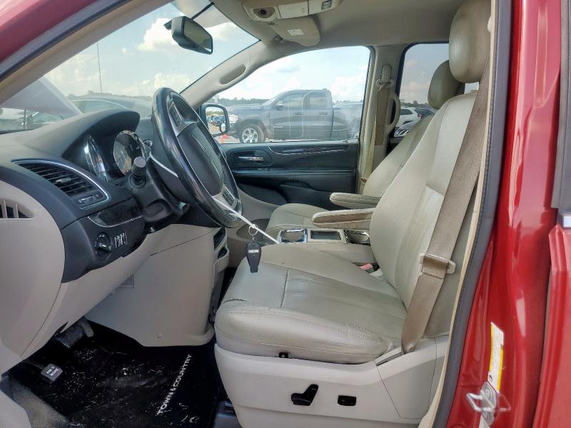 2015 CHRYSLER TOWN & COU 2C4RC1BG5FR710914