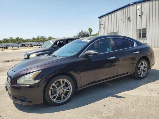 NISSAN MAXIMA S