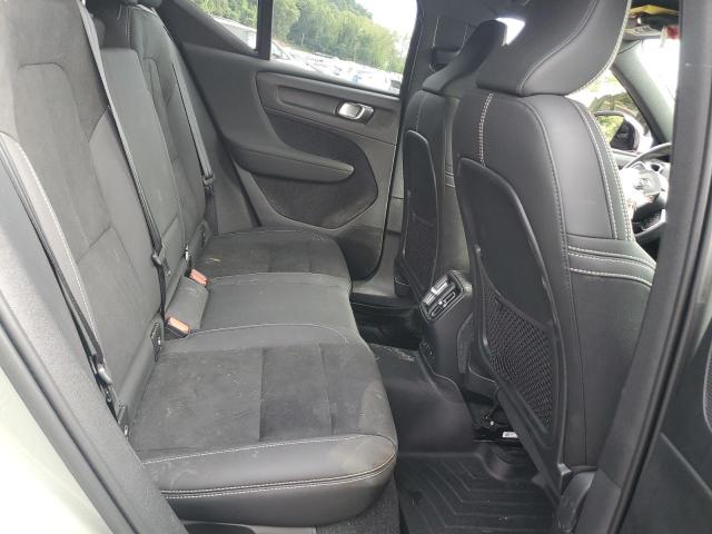 2023 VOLVO XC40 RECHA YV4ED3UM5P2038649