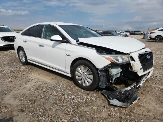 2016 HYUNDAI SONATA HYB KMHE24L13GA014227