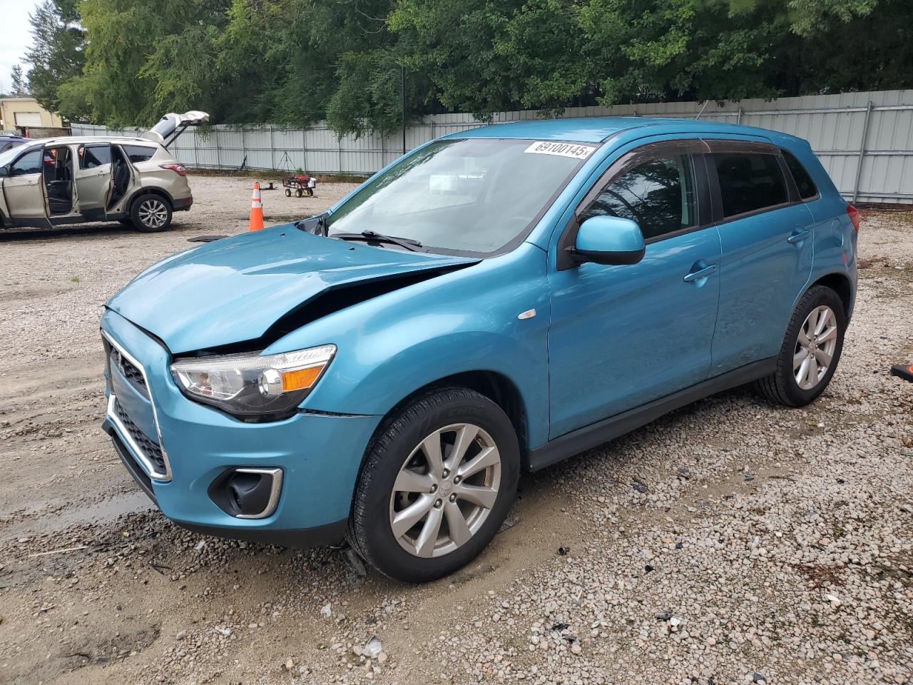 MITSUBISHI OUTLANDER ES