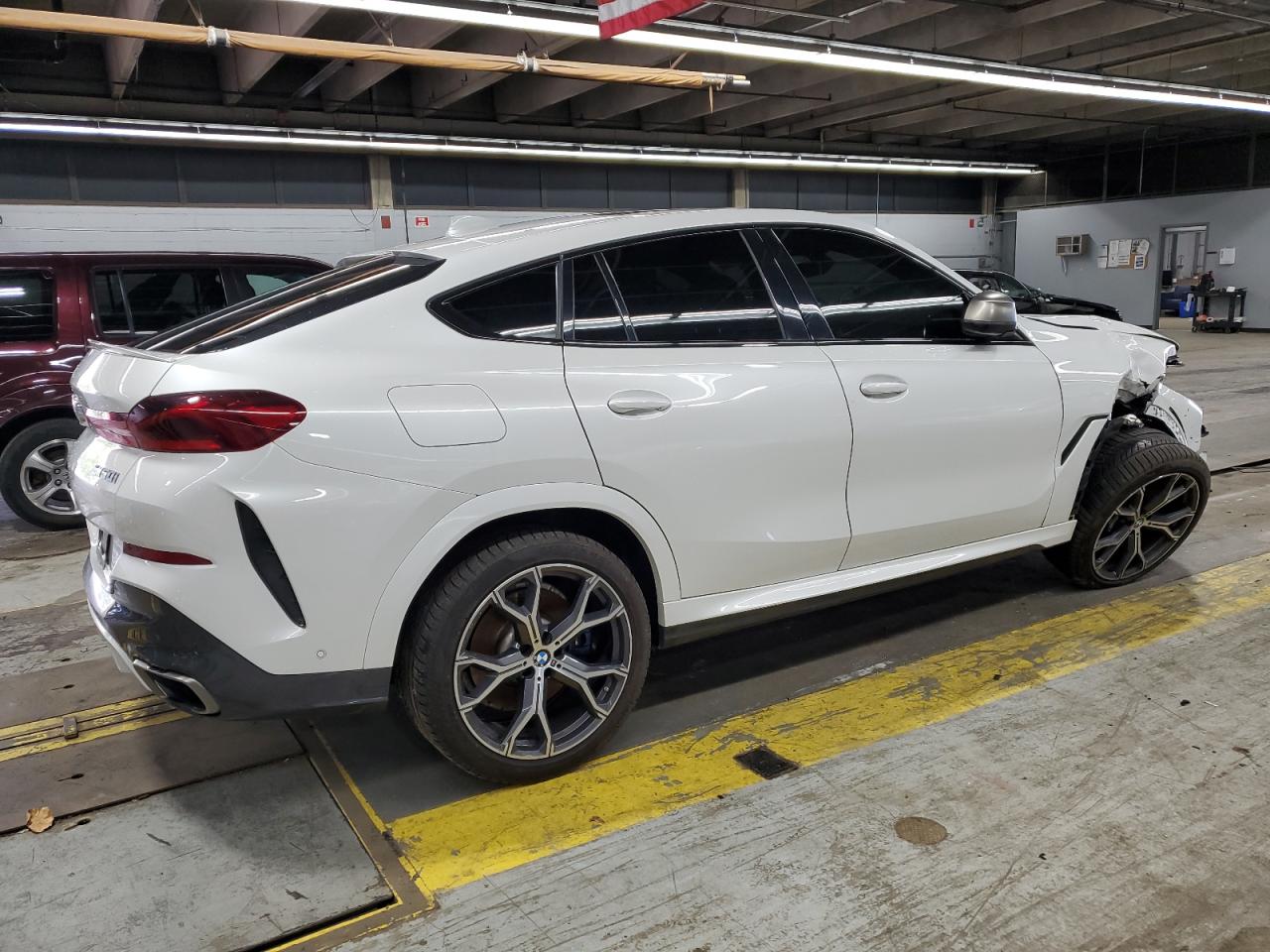 BMW X6 M M50I