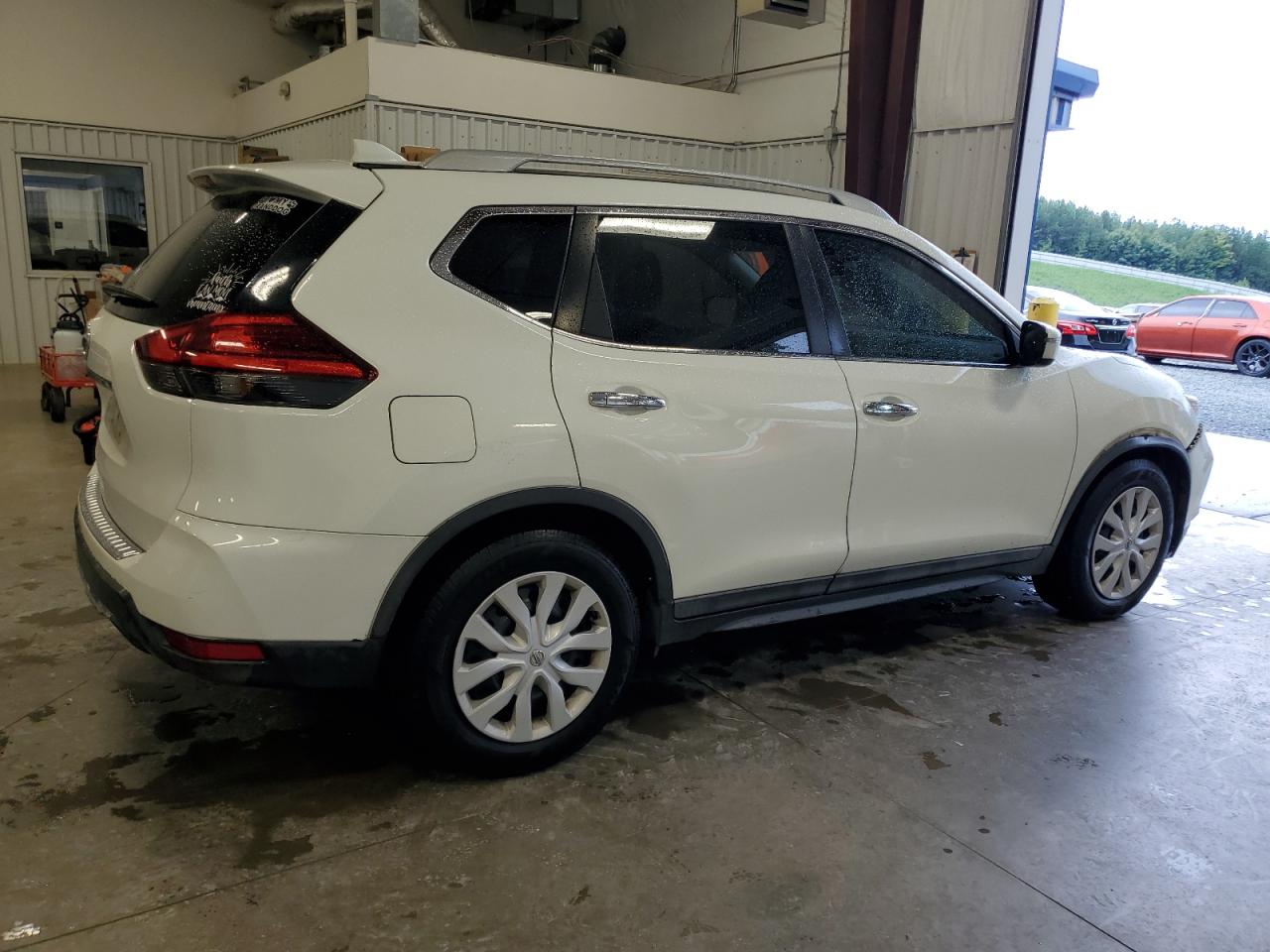 NISSAN ROGUE SV