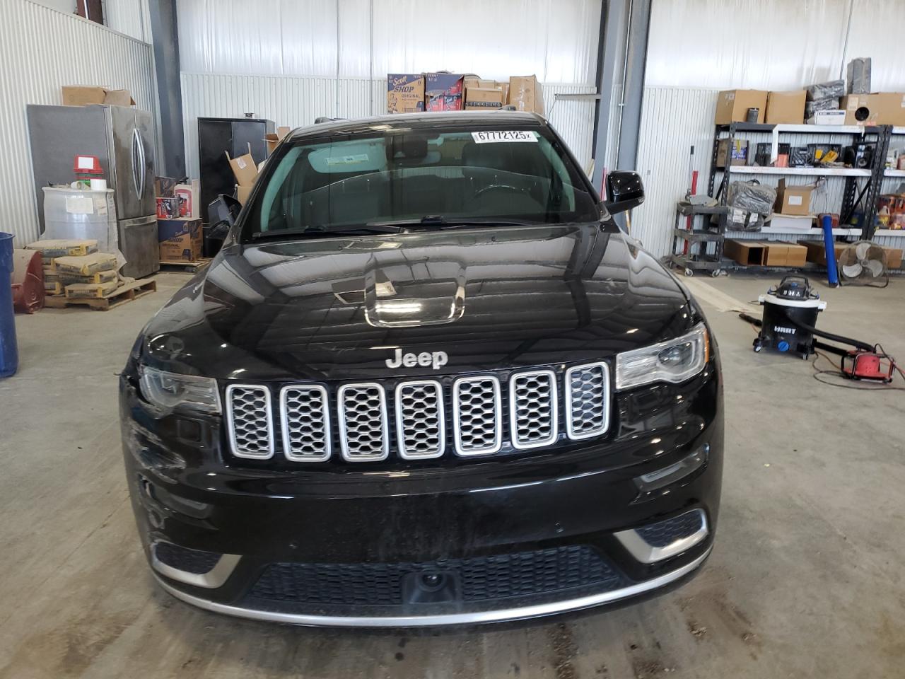 JEEP GRAND CHEROKEE SUMMIT