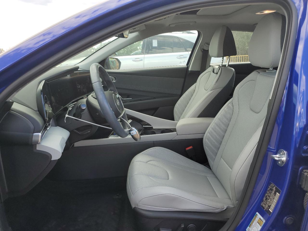 HYUNDAI ELANTRA LIMITED