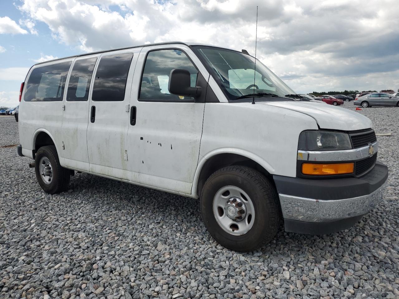 CHEVROLET EXPRESS LT