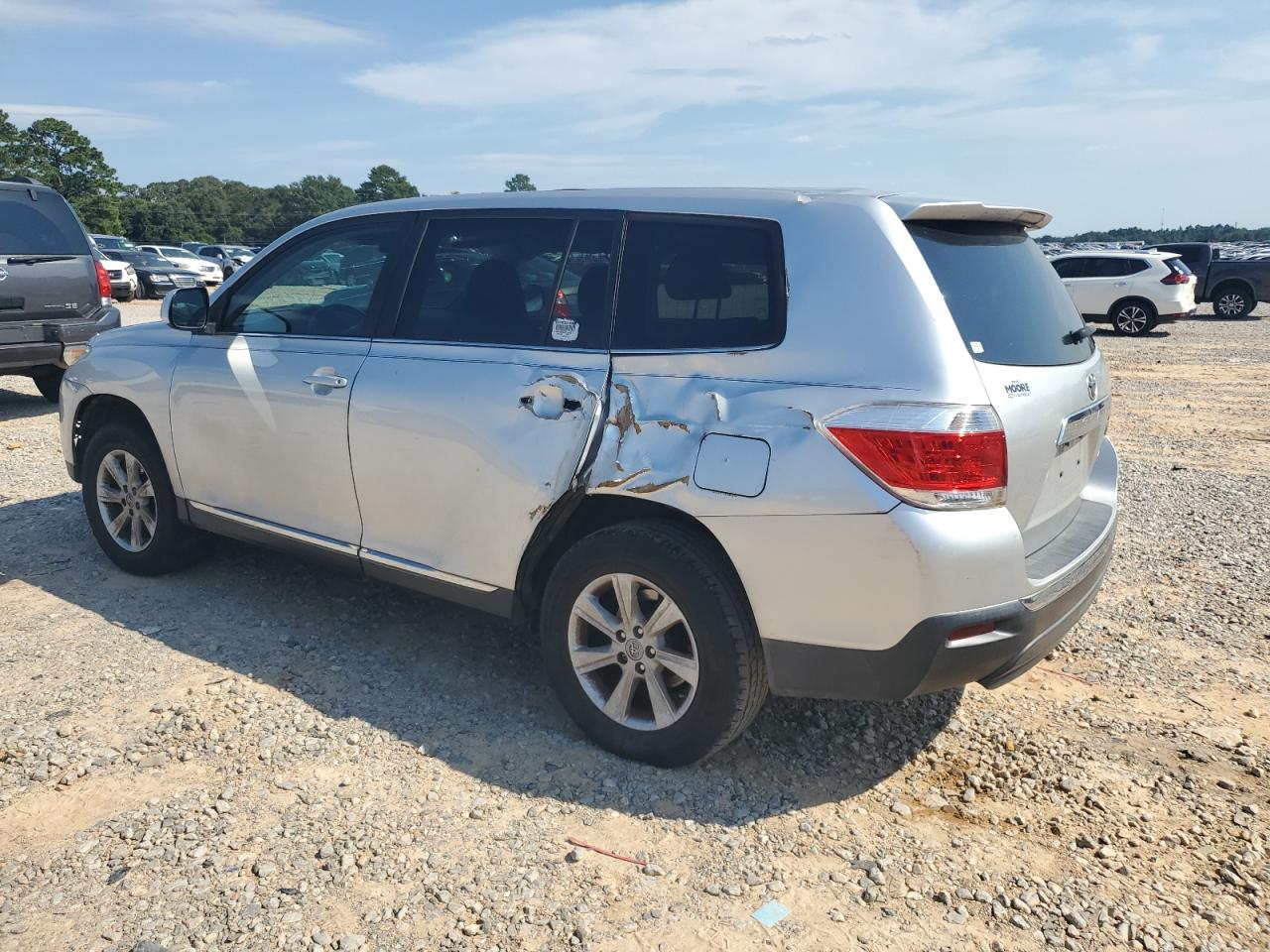 TOYOTA HIGHLANDER BASE