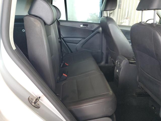 2010 VOLKSWAGEN TIGUAN S - WVGAV7AX9AW524333
