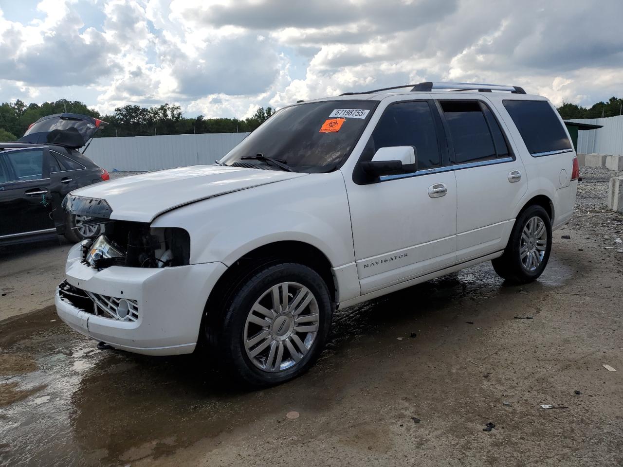 LINCOLN NAVIGATOR