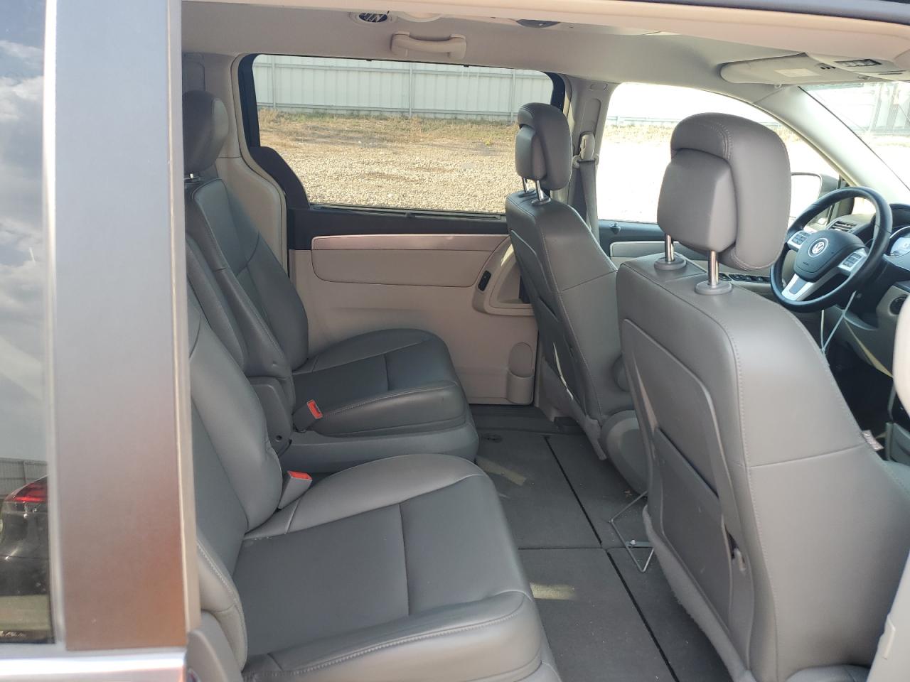 VOLKSWAGEN ROUTAN SE