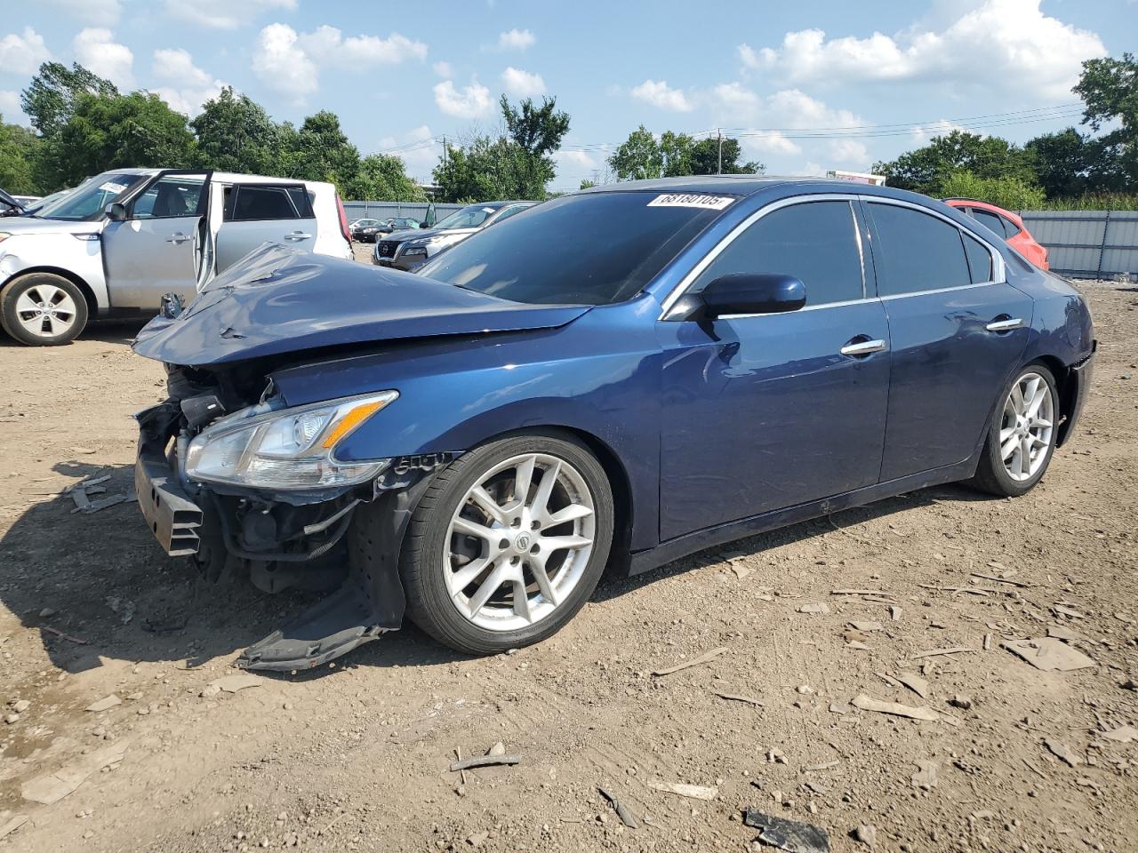 NISSAN MAXIMA S