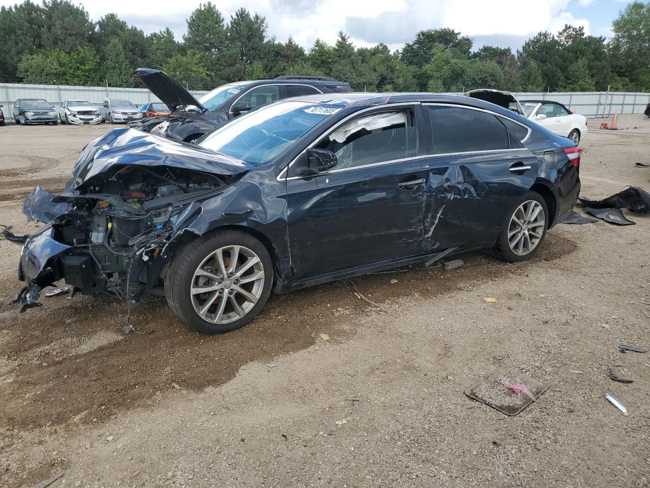 TOYOTA AVALON XLE