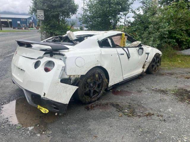 2015 NISSAN GT-R PREMI JN1AR5EF7FM281075