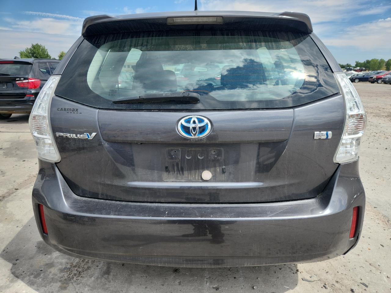 TOYOTA PRIUS V