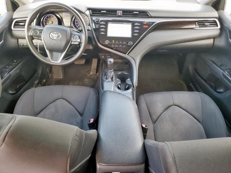 2018 TOYOTA CAMRY L 4T1B11HK5JU591384