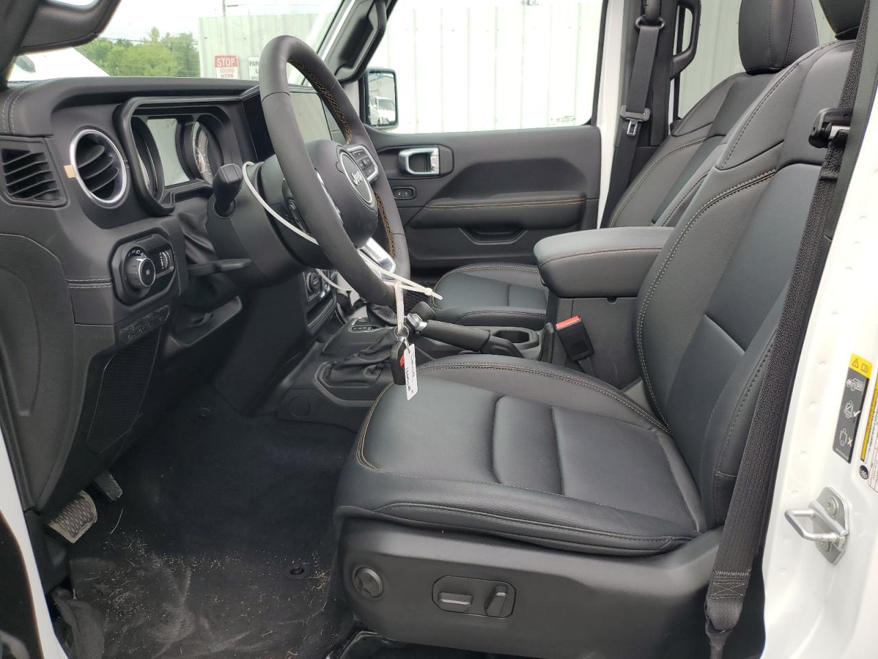 JEEP WRANGLER SAHARA