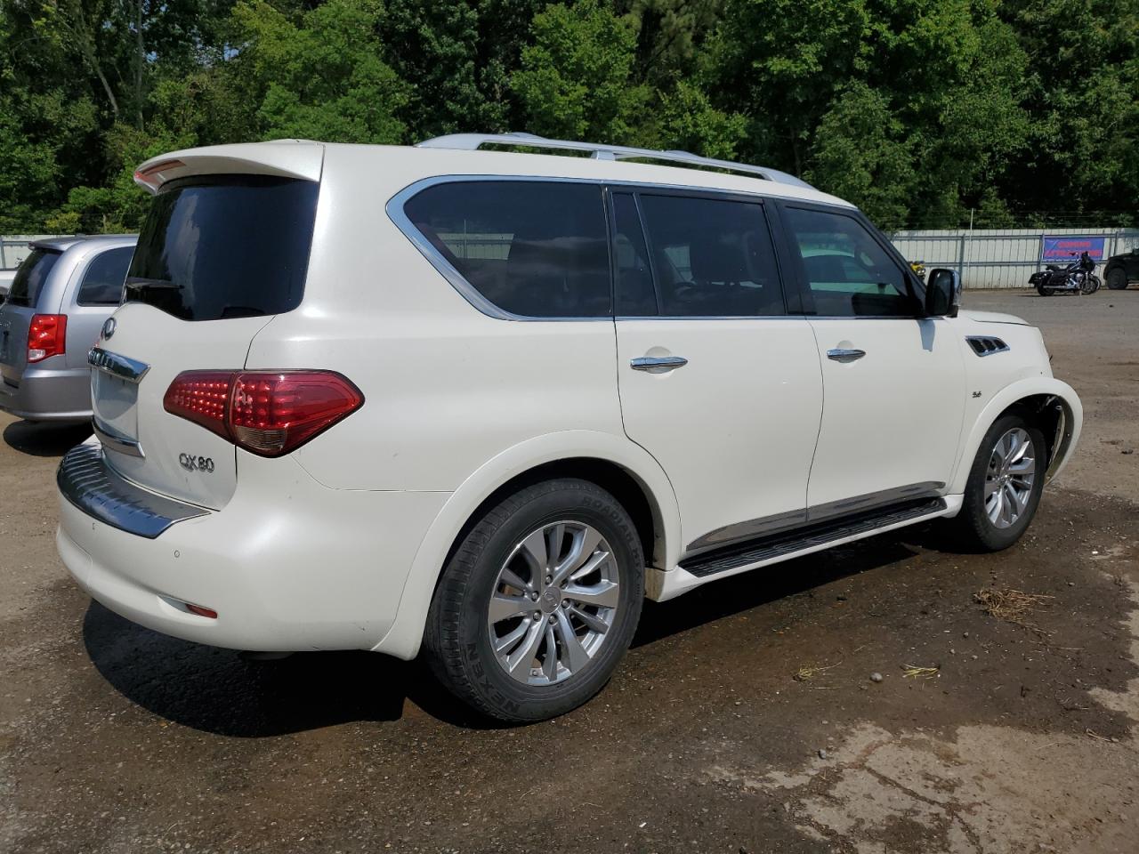 INFINITI QX80