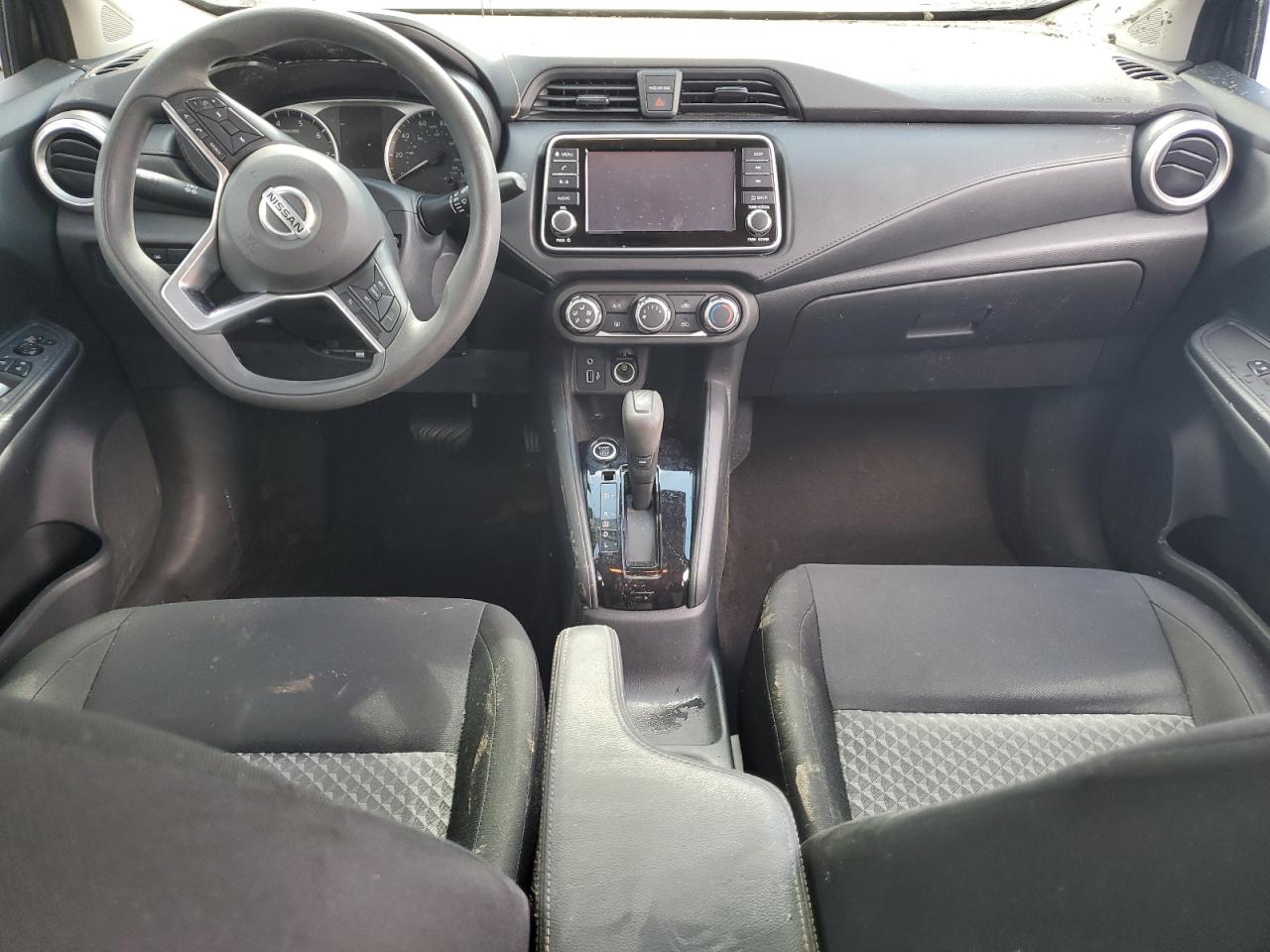 NISSAN VERSA S